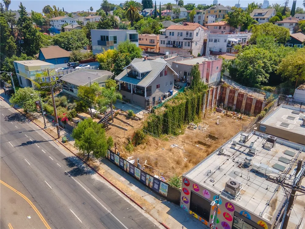 1492 W Sunset Boulevard Los Angeles, CA 90026