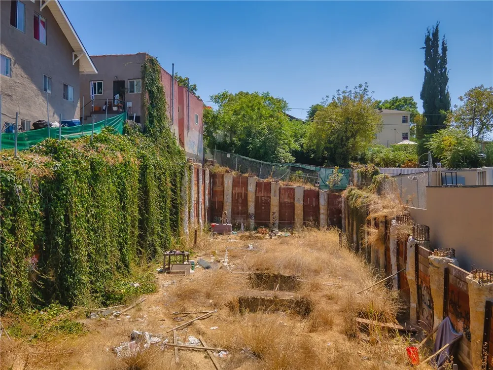 1492 W Sunset Boulevard Los Angeles, CA 90026