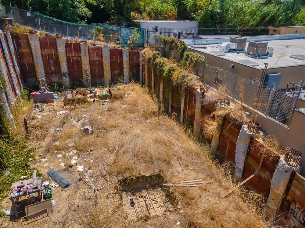 1492 W Sunset Boulevard Los Angeles, CA 90026