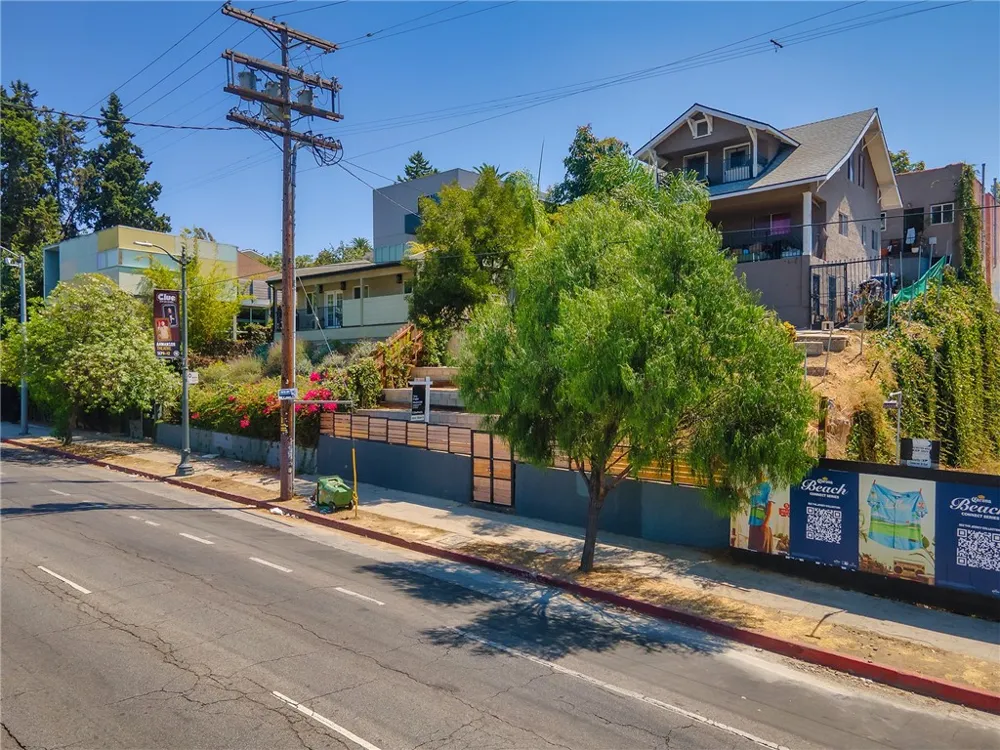 1492 W Sunset Boulevard Los Angeles, CA 90026