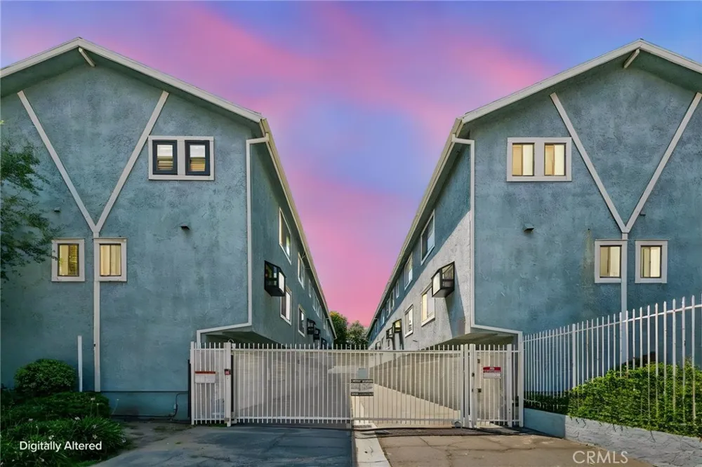 15106 Nordhoff #7 North Hills, CA 91343