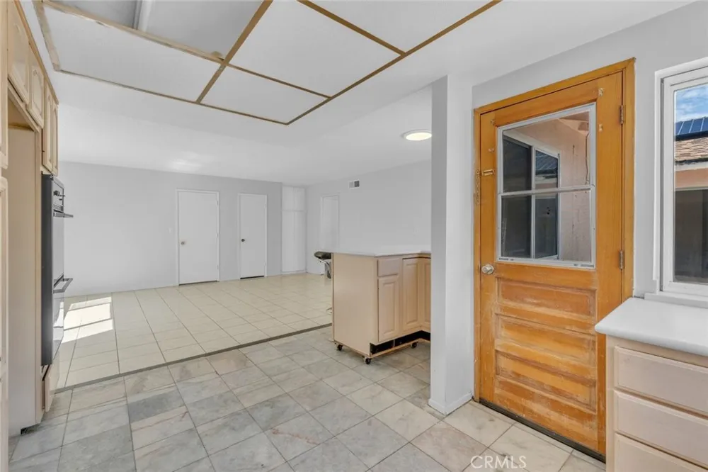 13046 Ebell Street North Hollywood, CA 91605