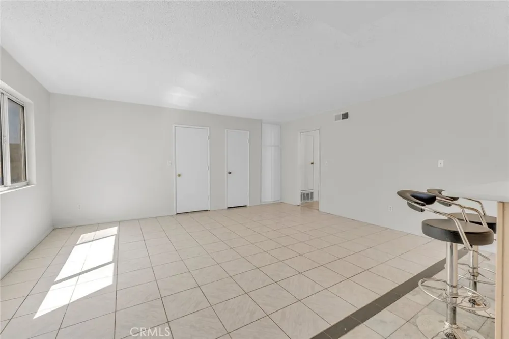 13046 Ebell Street North Hollywood, CA 91605