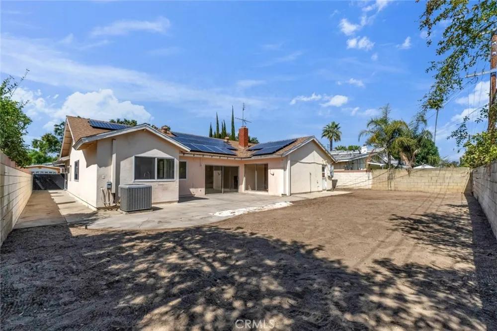 13046 Ebell Street North Hollywood, CA 91605