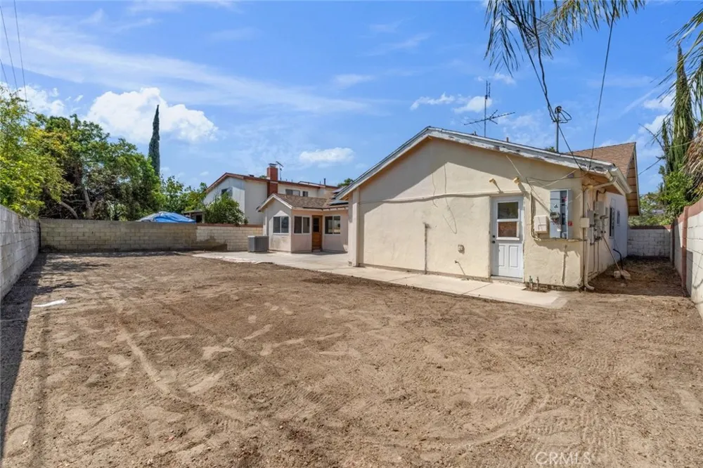 13046 Ebell Street North Hollywood, CA 91605