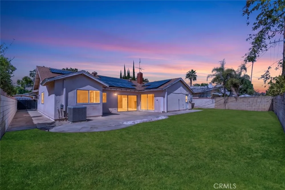 13046 Ebell Street North Hollywood, CA 91605