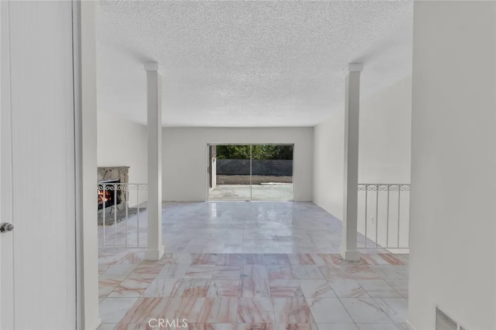 13046 Ebell Street North Hollywood, CA 91605