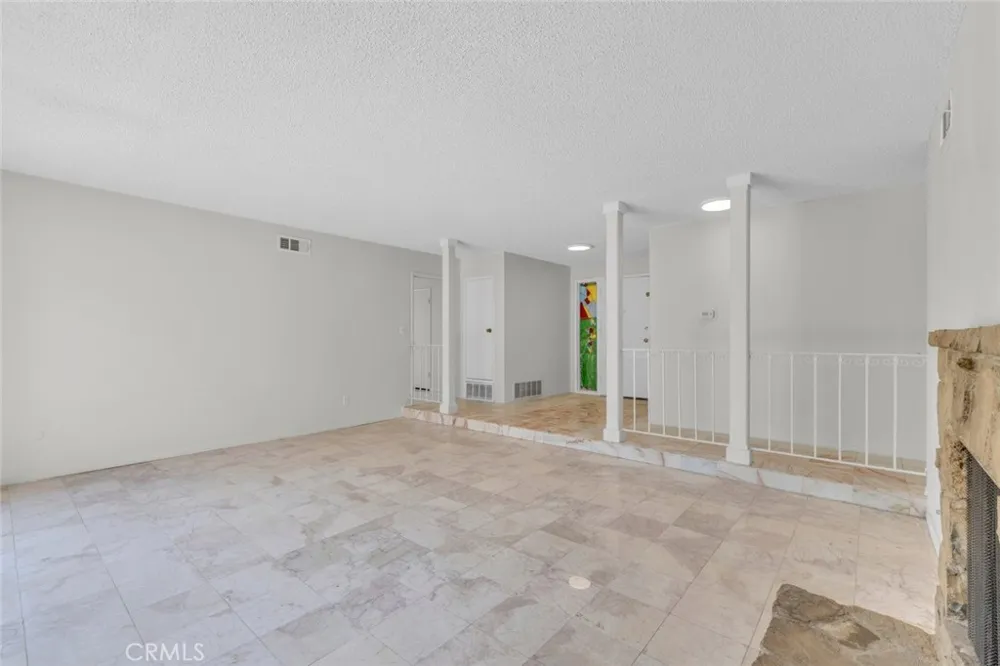13046 Ebell Street North Hollywood, CA 91605
