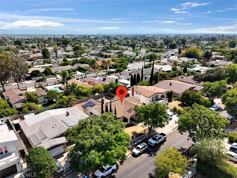 13046 Ebell Street North Hollywood, CA 91605