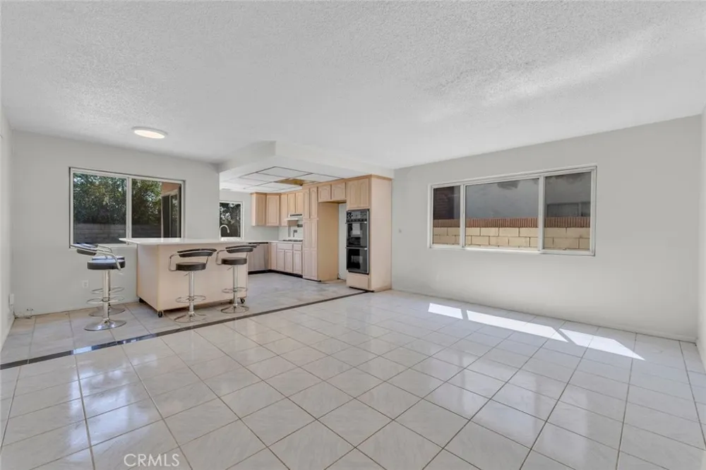 13046 Ebell Street North Hollywood, CA 91605