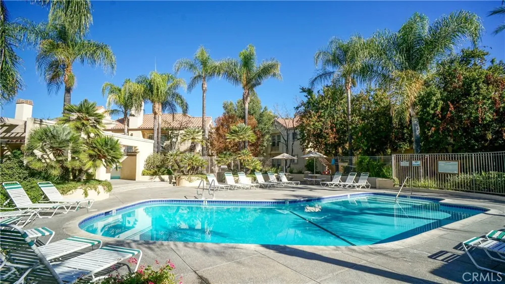24115 Del Monte Drive #71 Valencia, CA 91355