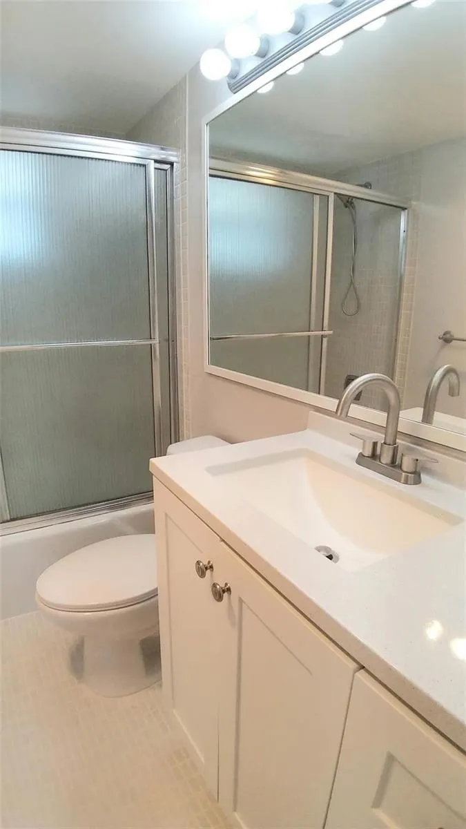 4700 WASHINGTON STREET #308 Hollywood, FL 33021