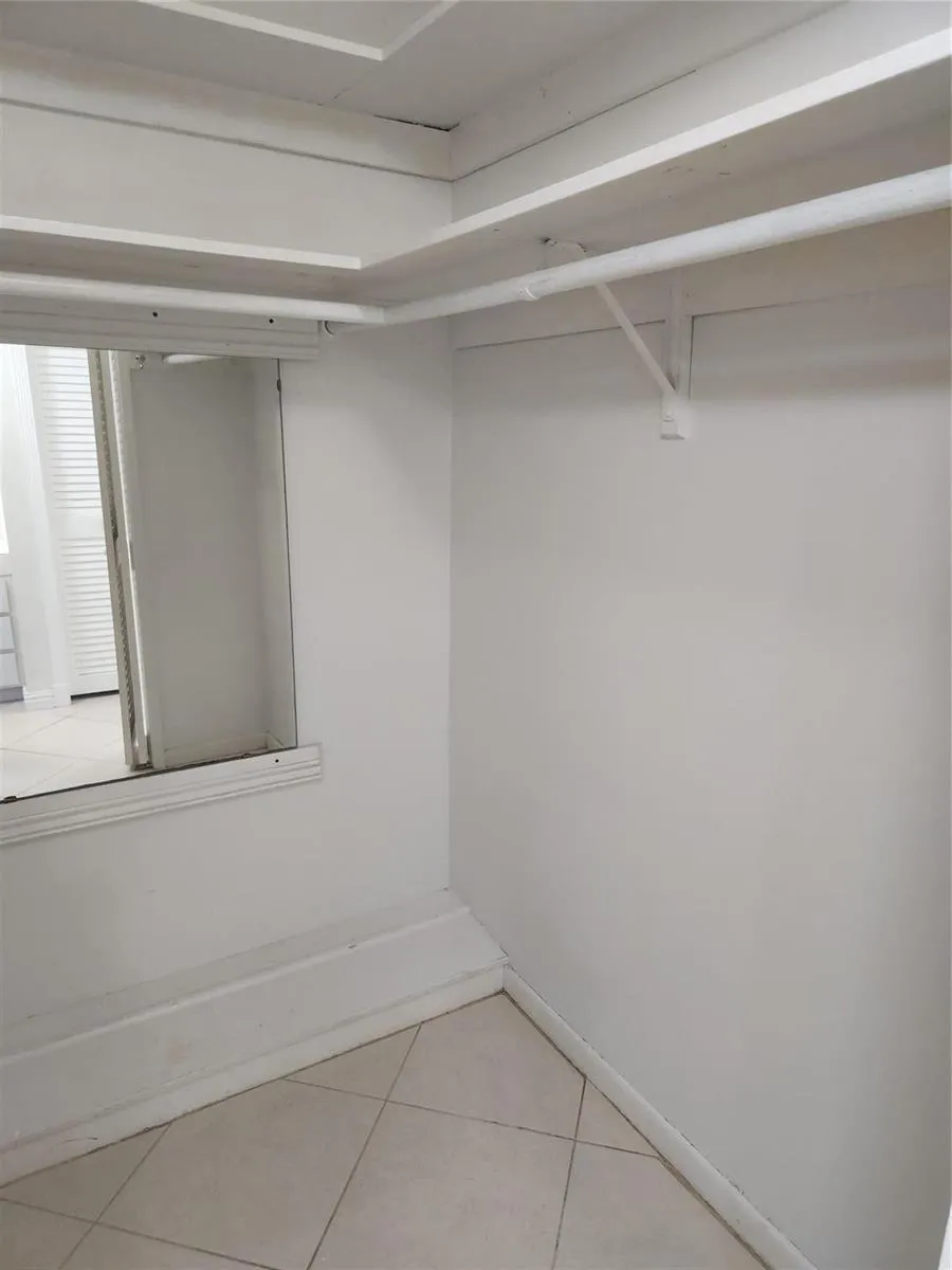 4700 WASHINGTON STREET #308 Hollywood, FL 33021