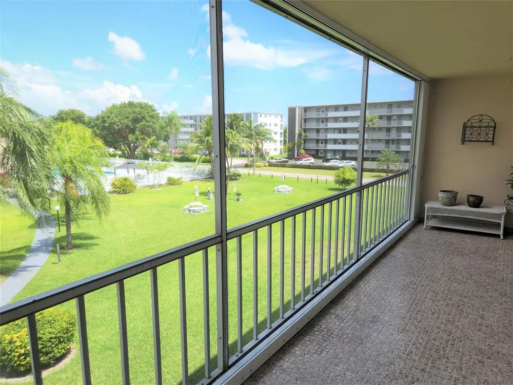 4700 WASHINGTON STREET #308 Hollywood, FL 33021