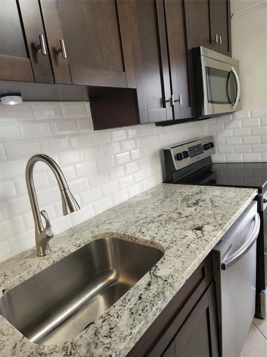 4700 WASHINGTON STREET #308 Hollywood, FL 33021
