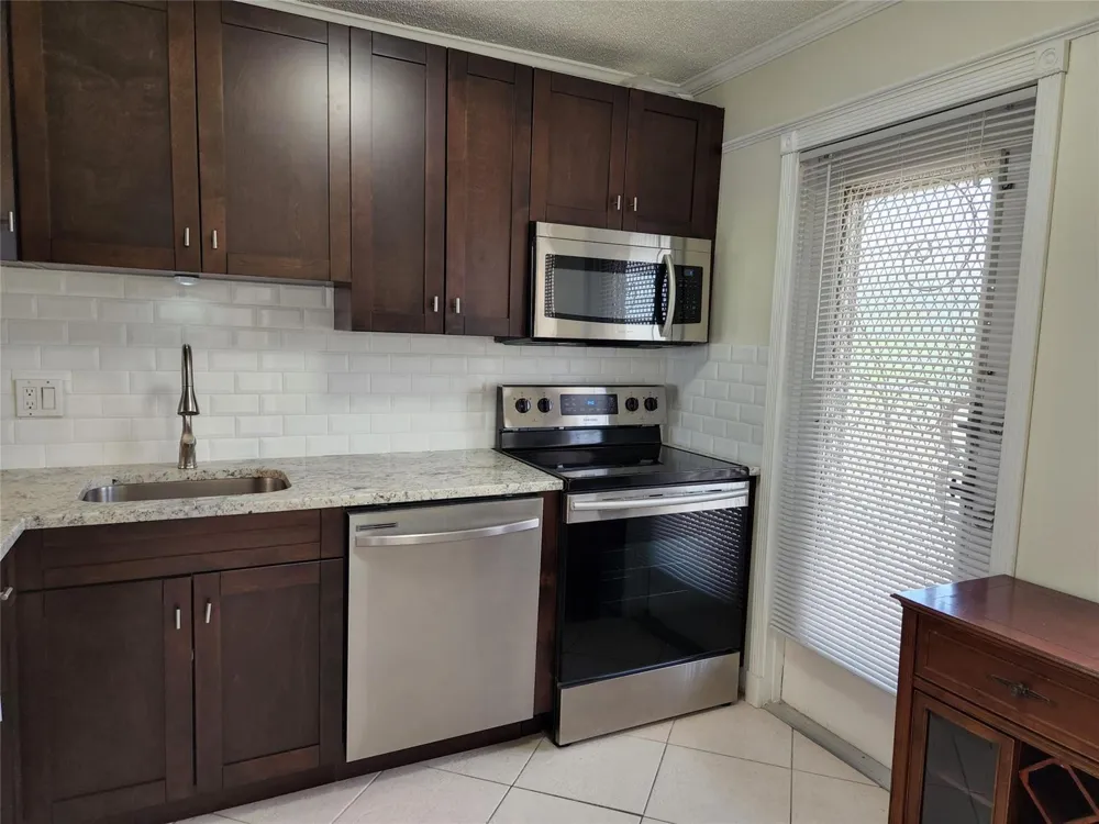 4700 WASHINGTON STREET #308 Hollywood, FL 33021