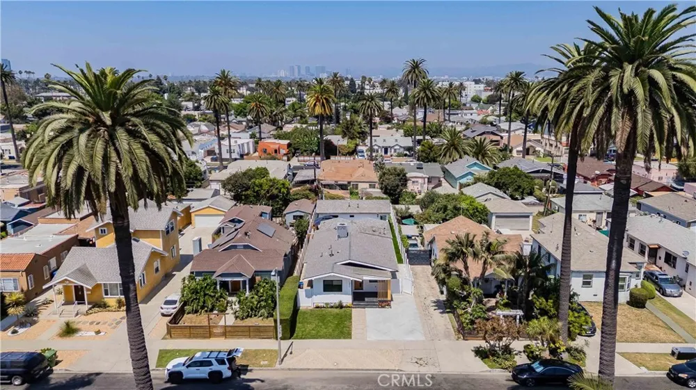 2837 S Palm Grove Avenue Los Angeles, CA 90016