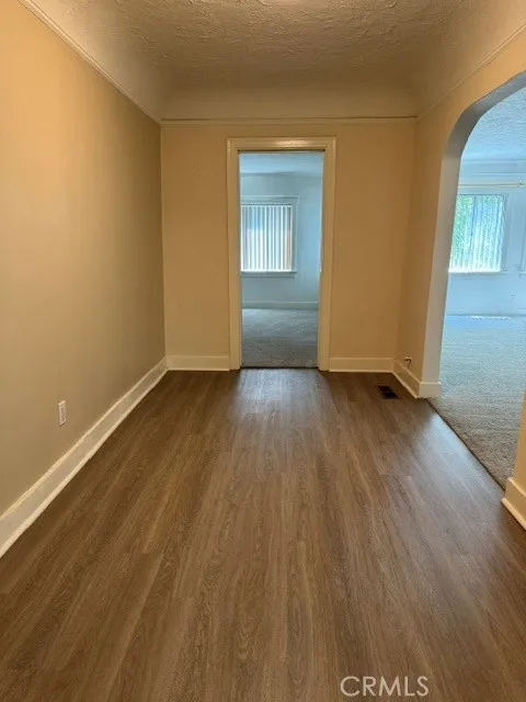 1924 Pinehurst Road Los Angeles, CA 90068