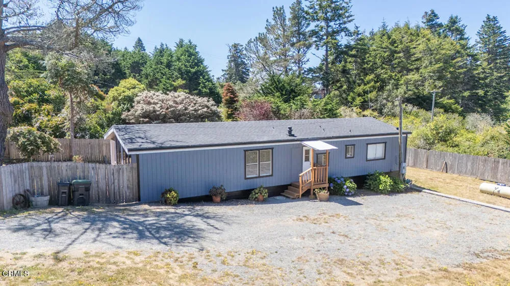 10490 Blair Street Mendocino, CA 95460