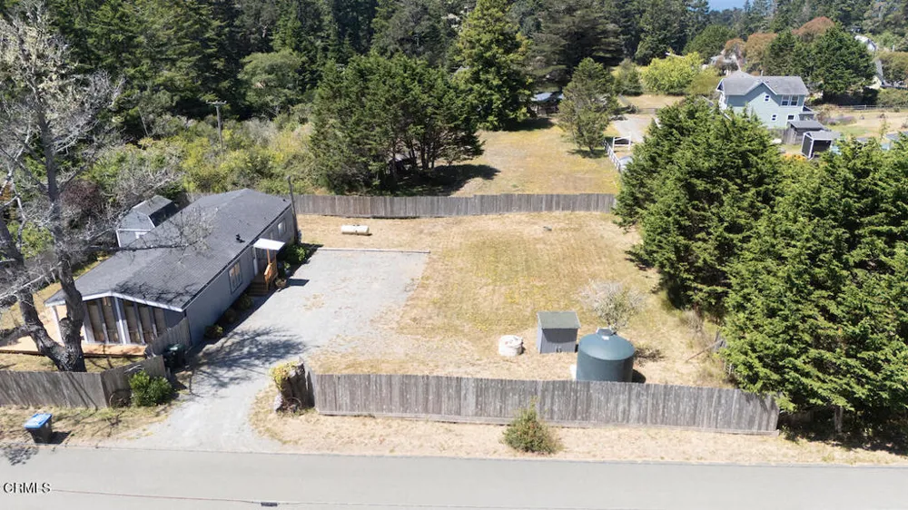 10490 Blair Street Mendocino, CA 95460