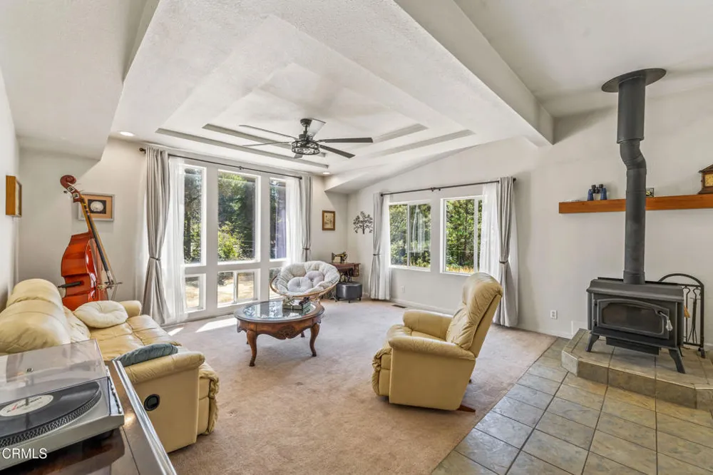 31170 Thomas Lane Fort Bragg, CA 95437