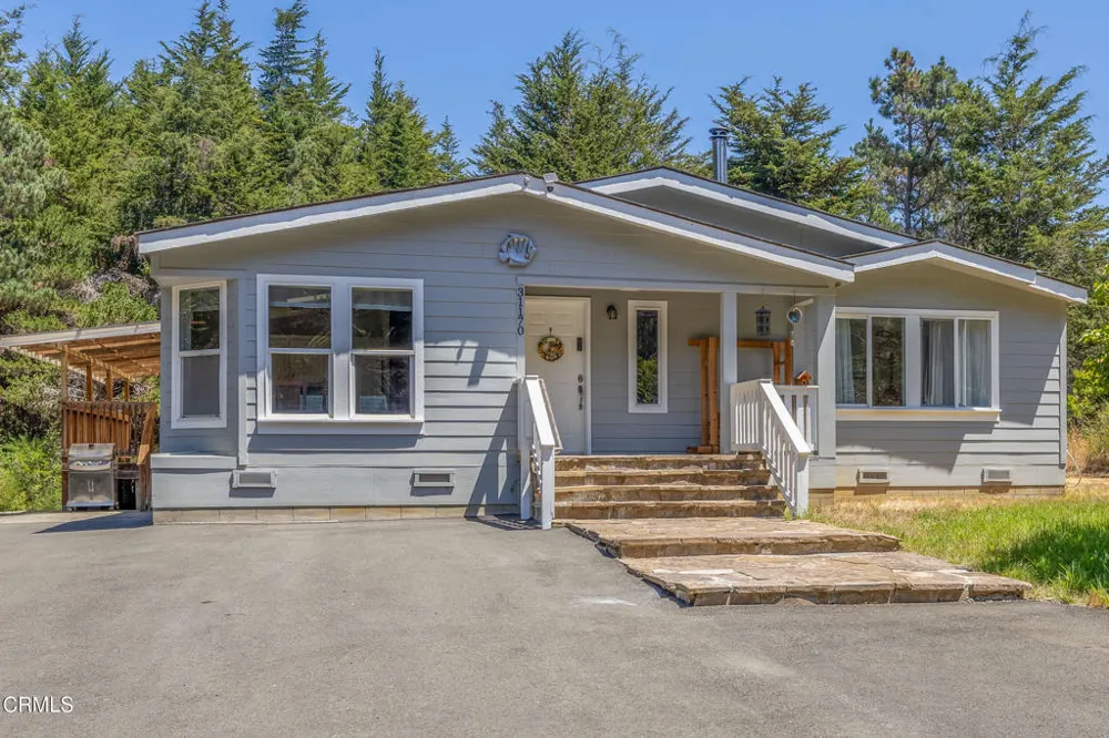 31170 Thomas Lane Fort Bragg, CA 95437