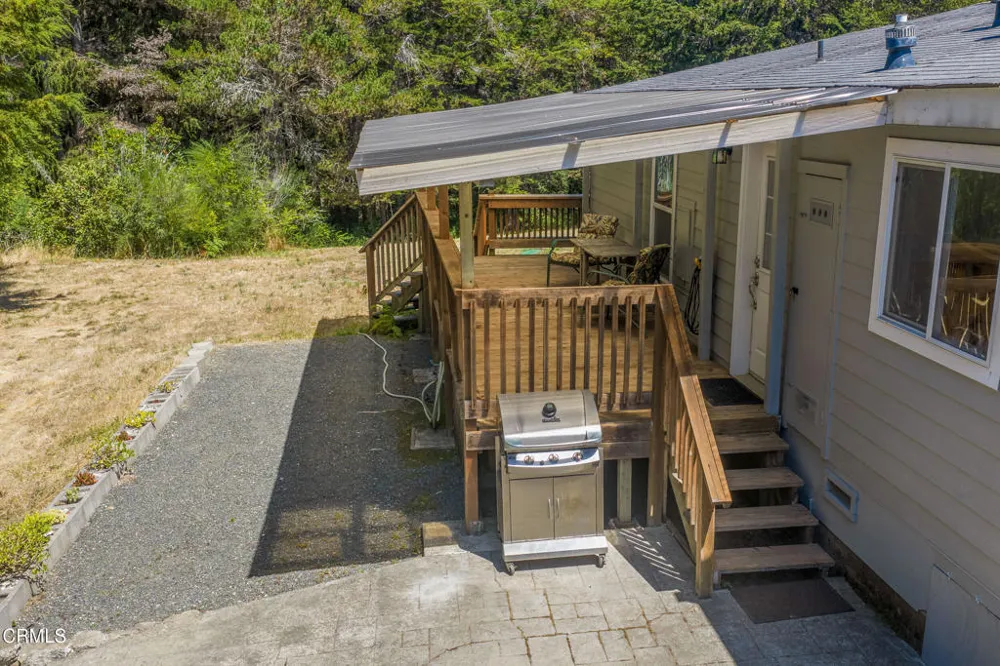 31170 Thomas Lane Fort Bragg, CA 95437