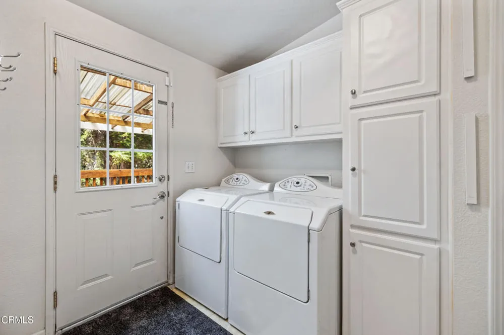 31170 Thomas Lane Fort Bragg, CA 95437
