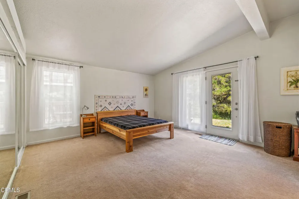 31170 Thomas Lane Fort Bragg, CA 95437