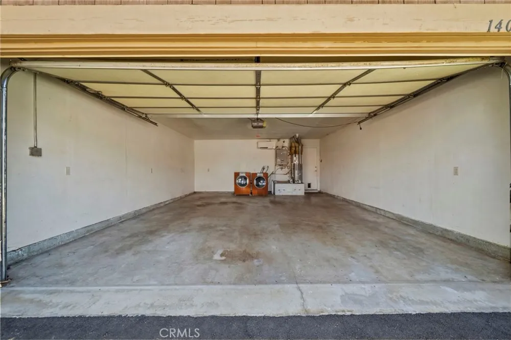 14071 Fenton Lane Sylmar, CA 91342