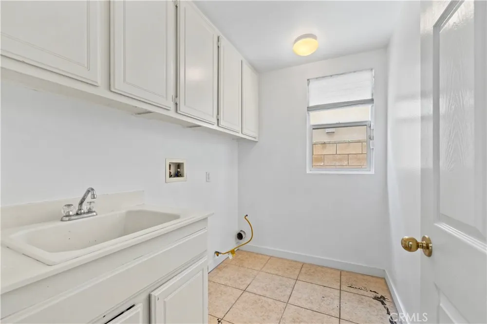 12222 Dry Creek Rancho Cucamonga, CA 91739