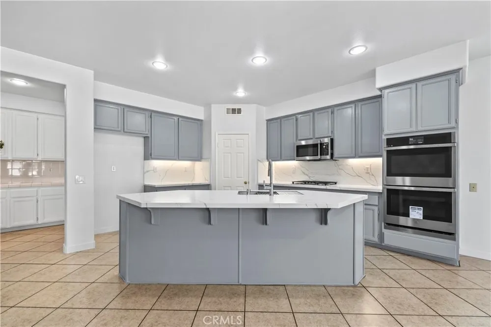 12222 Dry Creek Rancho Cucamonga, CA 91739