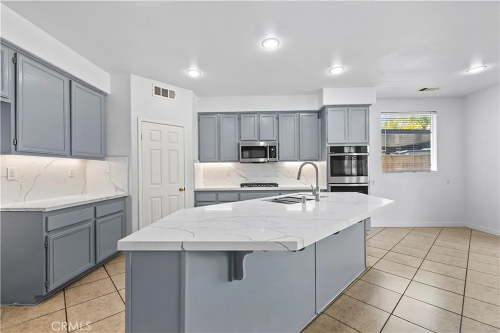 12222 Dry Creek Rancho Cucamonga, CA 91739