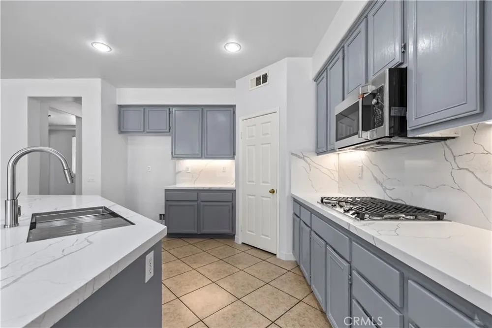 12222 Dry Creek Rancho Cucamonga, CA 91739
