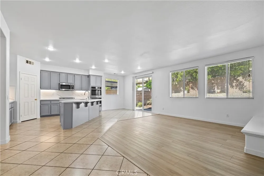 12222 Dry Creek Rancho Cucamonga, CA 91739