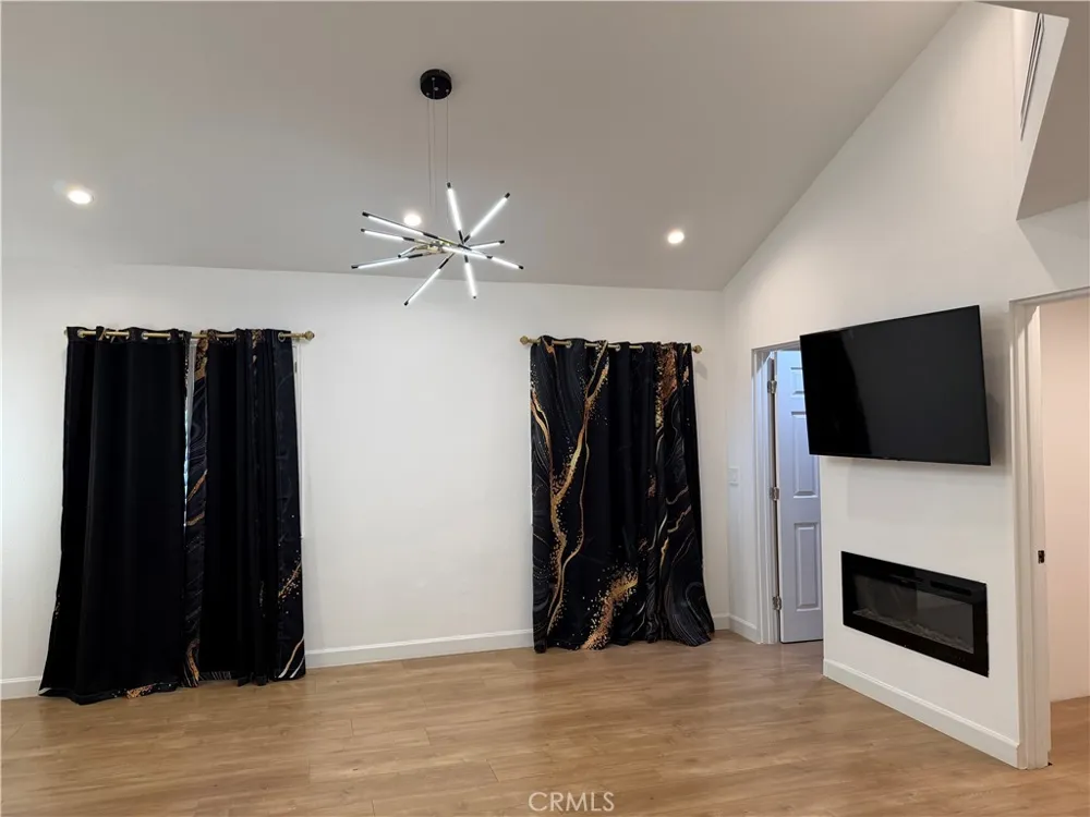 41527 Myrtle Palmdale, CA 93551
