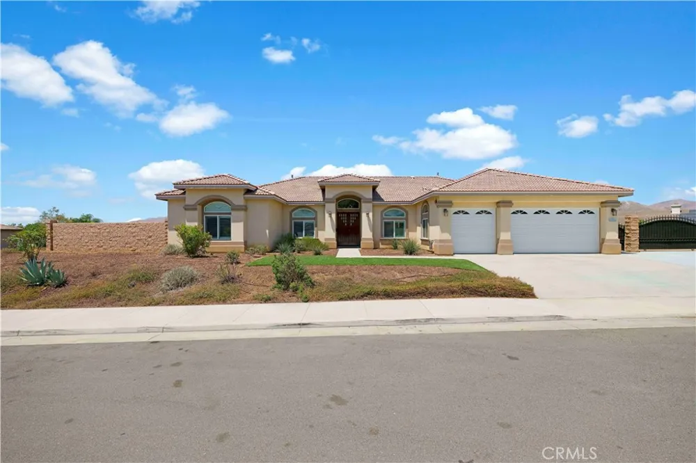 7790 Monse Circle Jurupa Valley, CA 92509
