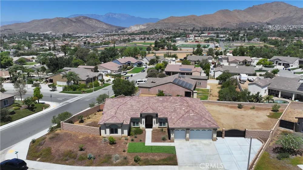 7790 Monse Circle Jurupa Valley, CA 92509