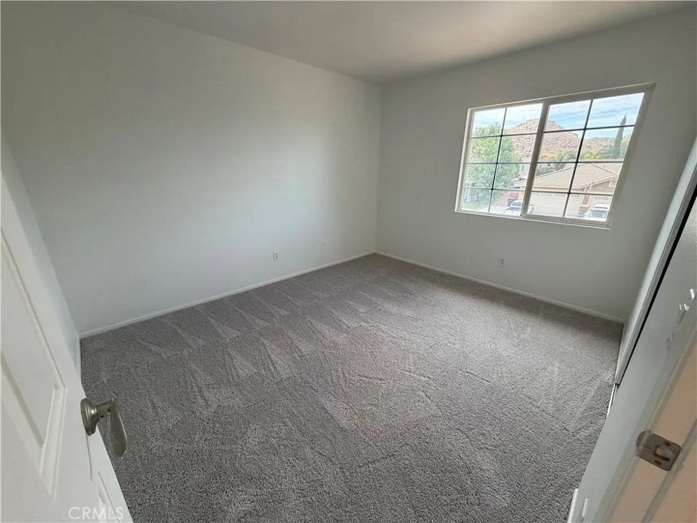 5180 Ravenstone Drive Hemet, CA 92545