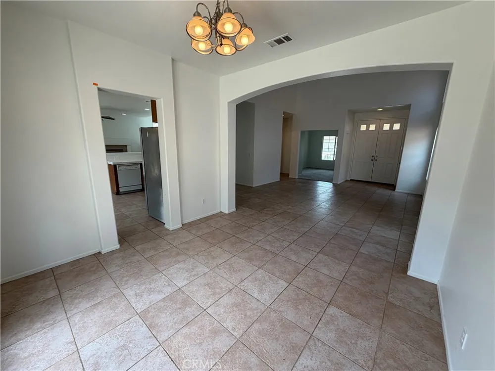 5180 Ravenstone Drive Hemet, CA 92545