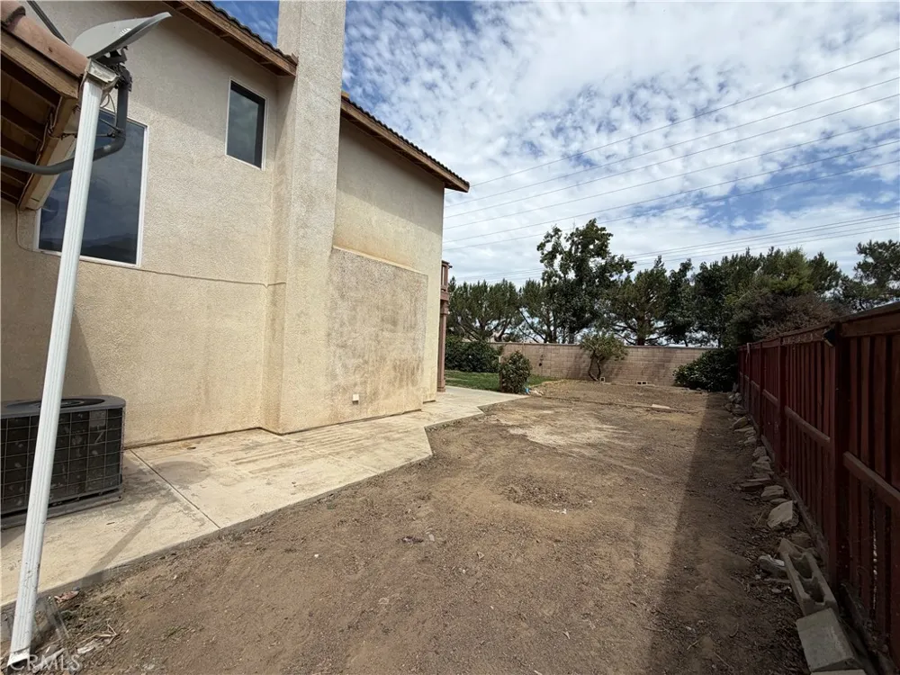5180 Ravenstone Drive Hemet, CA 92545