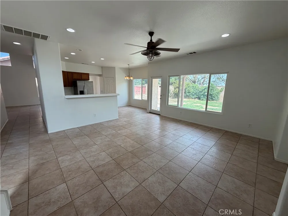 5180 Ravenstone Drive Hemet, CA 92545