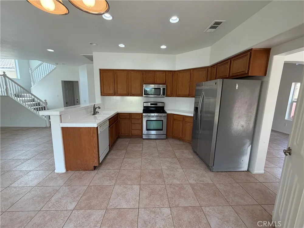 5180 Ravenstone Drive Hemet, CA 92545