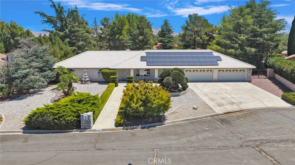 13331 Waco Drive Apple Valley, CA 92308