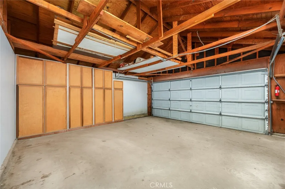 403 S Valley Center Avenue Glendora, CA 91741