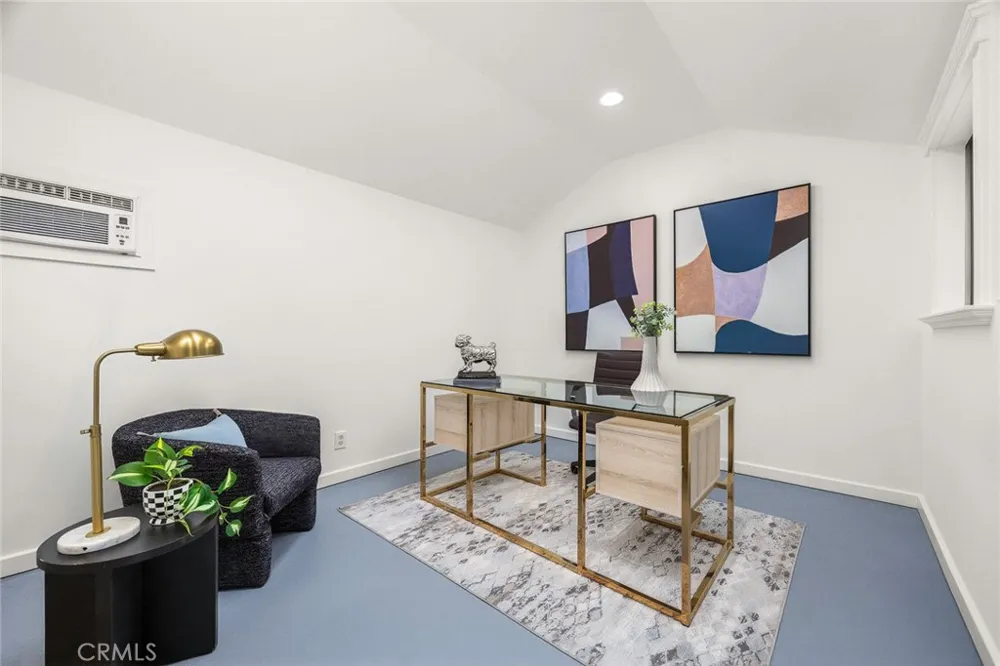 403 S Valley Center Avenue Glendora, CA 91741