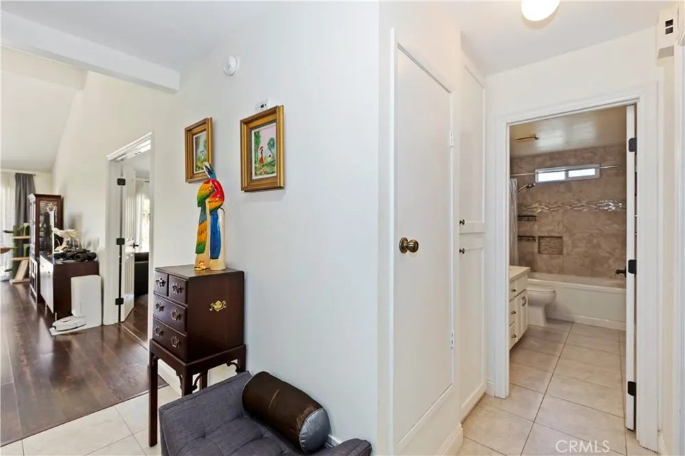 18842 Jane Circle North Tustin, CA 92705