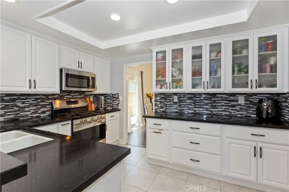 18842 Jane Circle North Tustin, CA 92705