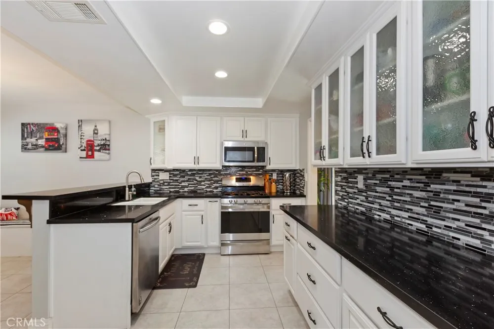 18842 Jane Circle North Tustin, CA 92705