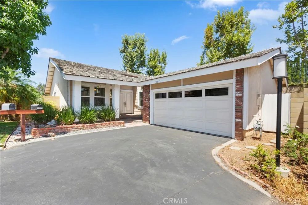 18842 Jane Circle North Tustin, CA 92705